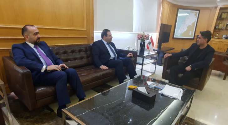 وزير الأشغال بحث مع القائم بالأعمال العراقي بزيارة نظيره العراقي إلى لبنان: لتعزيز قطاع النقل بين البلدين