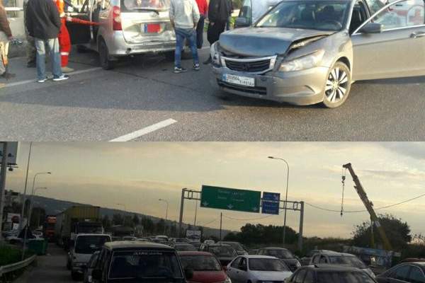 حركة المرور كثيفة على اوتوستراد الناعمة المسلك الشرقي بسبب حادث تصادم 