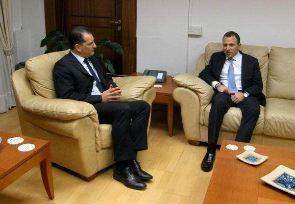 باسيل التقى وزير الطاقة في نيقوسيا وعرض معه في الأنشطة البترولية 