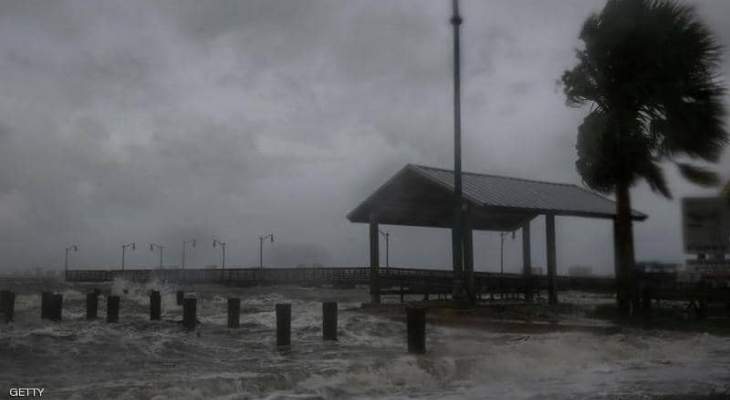 إعصار دوريان يقترب من فلوريدا وأوامر لإجلاء أكثر من مليون شخص