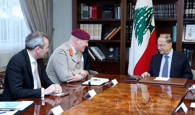 كبير مستشاري وزارة الدفاع البريطانية التقى الرئيس عون وأكد دعم بلاده للبنان 