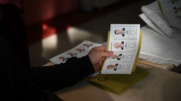 رئيس الهيئة العليا للانتخابات التركية: لا مشاكل حتى الآن في عمليات التصويت