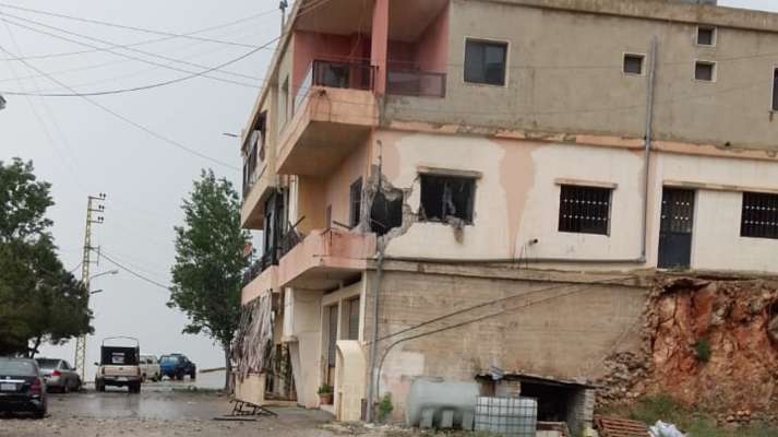 "النشرة": نجاة عائلة بعد استهداف إسرائيلي لمنزلها في بلدة شبعا