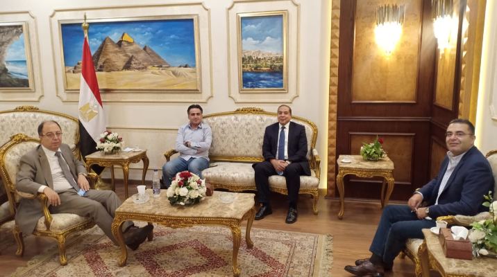 حمية وصل إلى القاهرة للمشاركة في اجتماعات مجلس وزراء النقل العرب