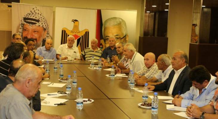القيادة الفلسطينية والفصائل: لصون امن واستقرار المخيمات عبر تعزيز العمل