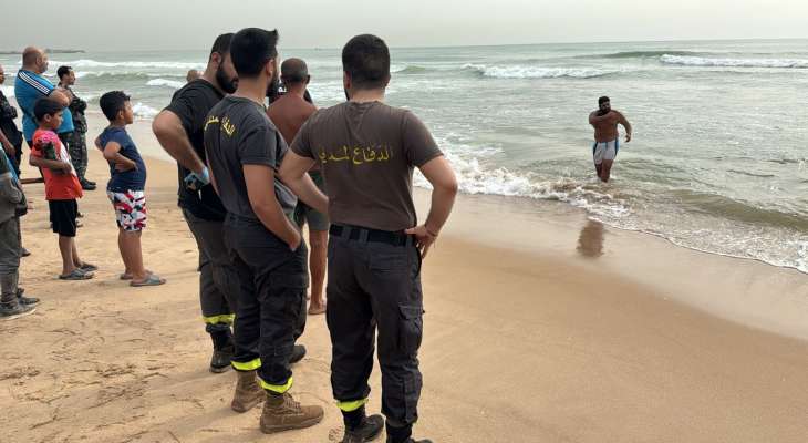 إنقاذ ثلاثة مواطنين من الغرق مقابل شاطئ الرملة البيضاء وعمليات البحث عن مفقودين مستمرة
