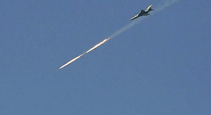 النشرة: الطيران السوري يجدد قصفه لمواقع المسلحين بريفي ادلب وحلب