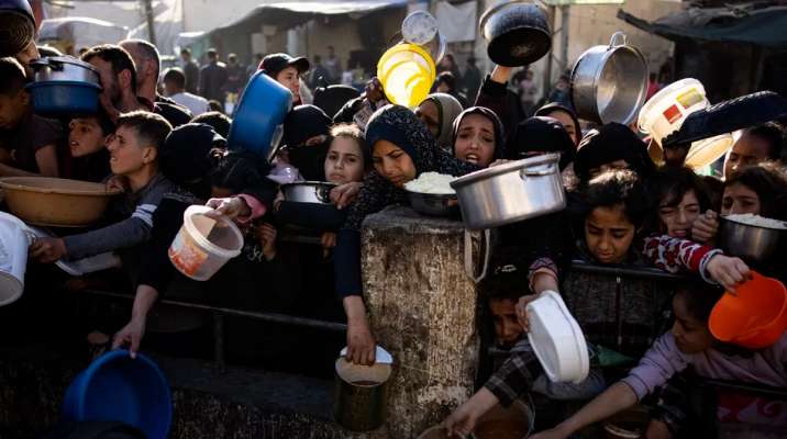 المكتب الحكومي في غزة دعا لإدخال المساعدات: شبح المجاعة يهدد حياة 2,4 ملايين إنسان