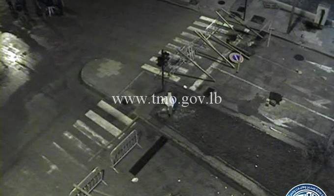 التحكم المروري: اعادة فتح الطريق على تقاطع الصيفي بيروت