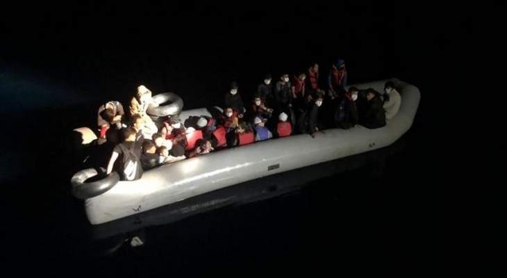 خفر السواحل التركي أنقذ 31 طالب لجوء أعادتهم اليونان قبالة ولاية إزمير