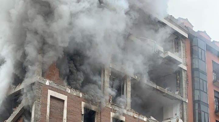 سقوط قتيلين وانهيار 3 طوابق من المبنى قرب دار للعجزة نتيجة انفجار مدريد