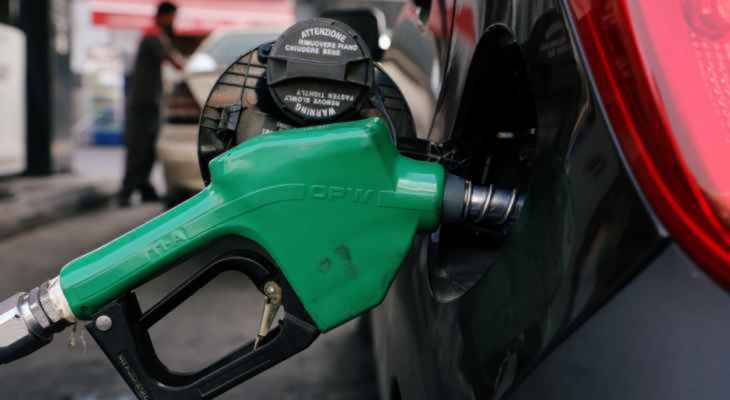 انخفاض سعر صفيحتَي البنزين 95 و98 أوكتان 10000 ليرة والمازوت 11000 ليرة والغاز 1000 ليرة