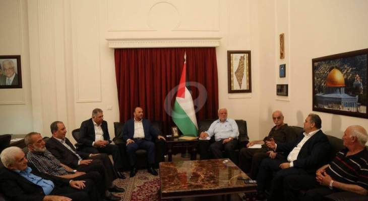 لقاء بين "فتح" و"حماس" ينهي فتورا بالعلاقات... وخطة فلسطينية لمكافحة آفة المخدرات