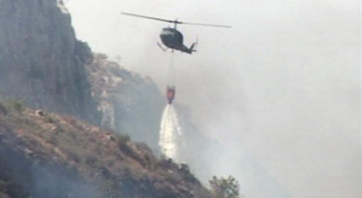 استقدام طوافة تابعة للقوات الجوية في الجيش لاخماد حريق احراج رشميا