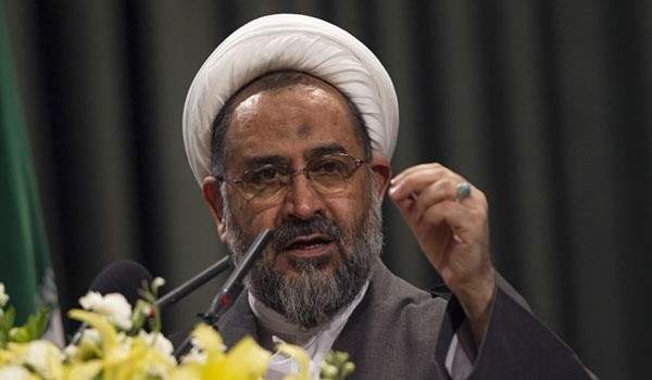 مسؤول ايراني: حكام السعودية لا يريدون وجودا للثورة الاسلامية في ايران