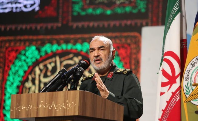 قائد الحرس الثوري الإيراني: بحرية الحرس باتت تسيطر على جغرافيا "الخليج الفارسي" ومضيق هرمز