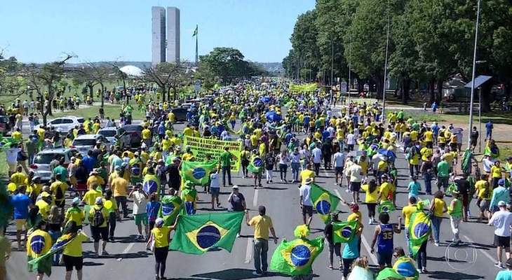 مؤيدو بولسونارو تظاهروا للمطالبة بإنهاء السياسة القديمة في البرازيل