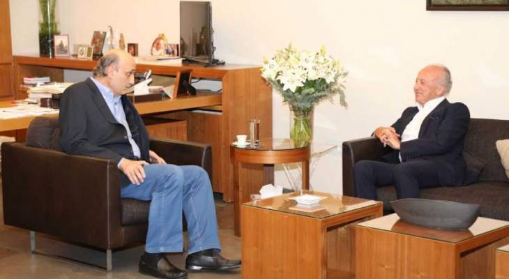 جعجع عرض مع أنطوان اندراوس الأوضاع السياسية العامة في لبنان والمنطقة