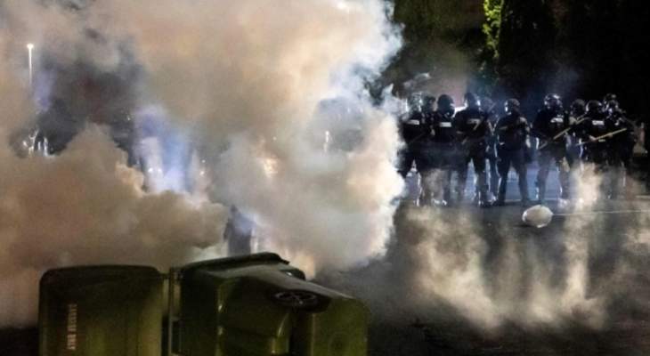 اندلاع احتجاجات في مينيابوليس بعد مقتل أميركي أسود على يد الشرطة