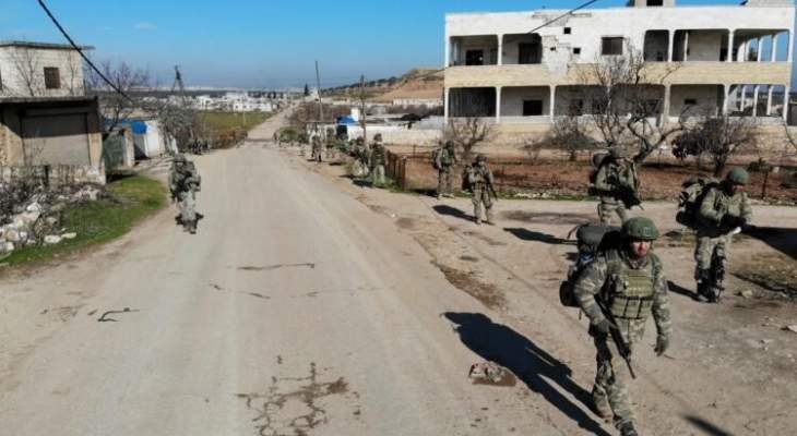 المرصد السوري: القوات التركية تنشئ نقطة عسكرية عند بوابة جبل الأربعين بريف إدلب