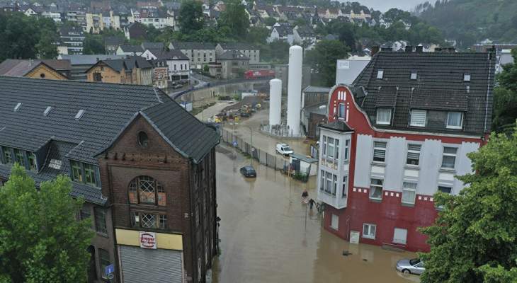السلطات الألمانية تعلن فقدان نحو 1300 شخصاً جراء الفيضانات في أرفايلر