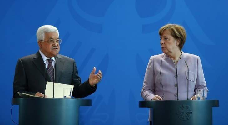 عباس: متمسك بخيار مبدأ حل الدولتين ويجب وقف نشاط إسرائيل الإستيطاني