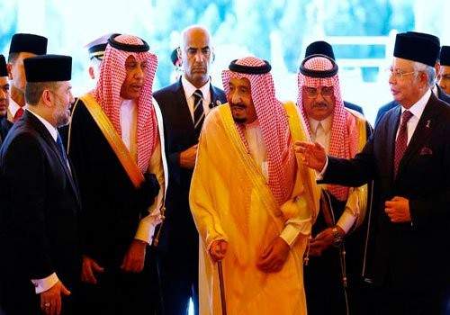الملك السعودي يصل ماليزيا في مستهل جولة آسيوية تستمر نحو شهر