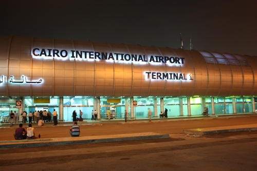 مطار القاهرة الدولي إتخذ تدابيرا طارئة منها الحجر الصحي للتصدي للكوليرا