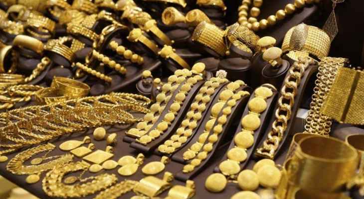 النشرة: مسلحون قاموا بالسطو على محل مجوهرات في سوق بعلبك التجاري وسرقوا بحوالي 150 مليون ليرة