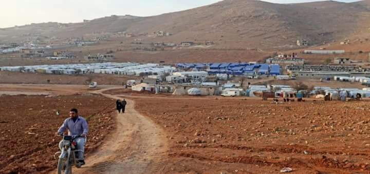 الاخبار: 3600 نازح سوري في عرسال إلى قراهم بعد عيد الفطر