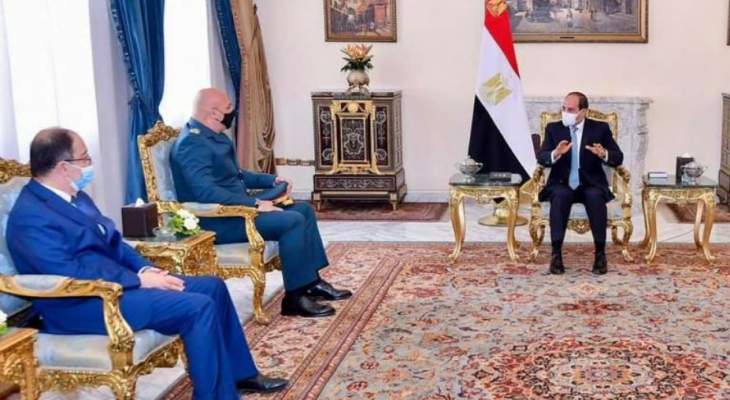 قائد الجيش إستهل زيارته إلى مصر بلقاء السيسي: بحثٌ في تعزيز العلاقة بين الجيشين