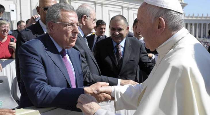 مجلس العلاقات العربية والدولية يسلّم البابا فرنسيس رسالة تدعو لتدعيم العيش المشترك 