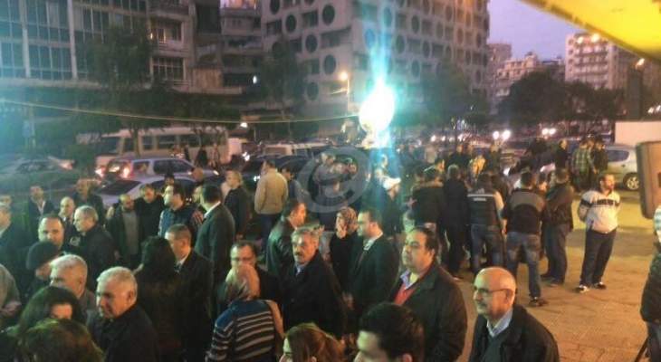 النشرة: بدء التجمع في طرابلس للتضامن مع اهل مضايا بدعوة من &quot;المستقبل&quot;