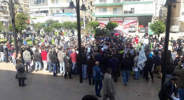 اهالي الموقوفين الاسلاميين يعتصمون في طرابلس مطالبين بالعفو العام 