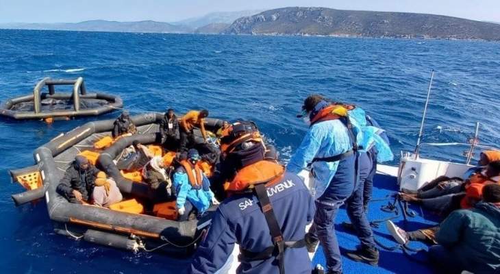 خفر السواحل التركي أنقذ 54 طالب لجوء تعطل قاربهم في ولاية جناق قلعة