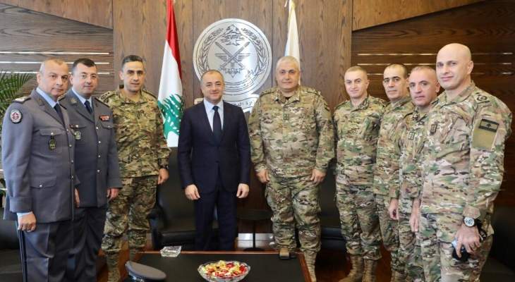 بوصعب التقى رئيس أركان الجيش على رأس وفد بالإضافة الى محافظ بيروت