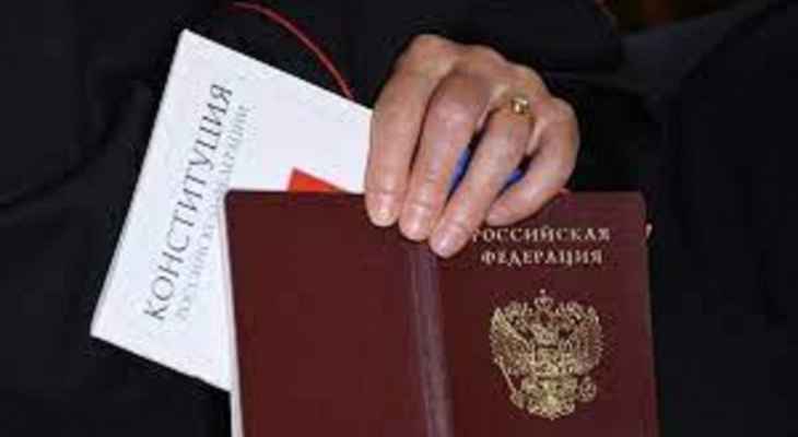 الداخلية الروسية: عدد الأجانب الذين حصلوا على الجنسية الروسية إنخفض بمقدار 15 ألفاً في بداية العام الحالي