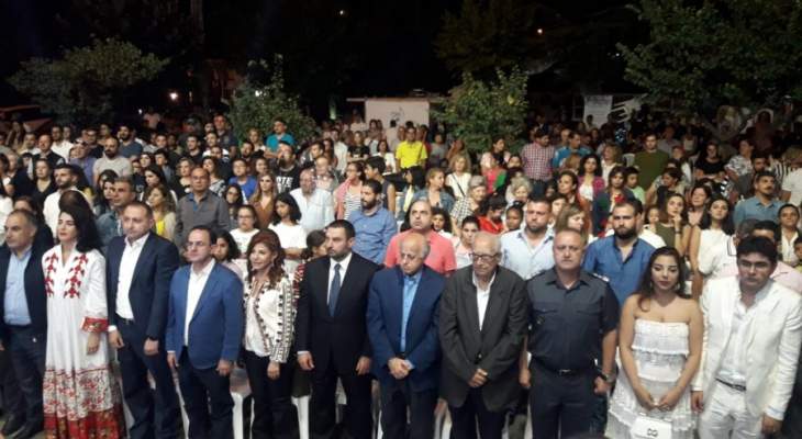 افتتاح مهرجانات جزين في حضور وزير السياحة ونواب