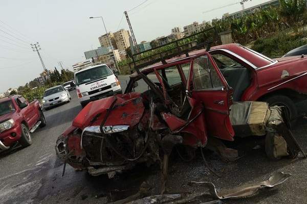 اللدفاع المدني: جريح جراء حادث سير على طريق عام الناقورة - صور
