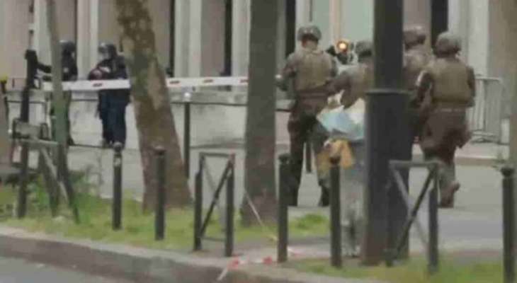 الشرطة الفرنسية: لم نعثر على متفجرات أو مواد خطيرة بعد اقتحام مقر القنصلية الإيرانية في باريس