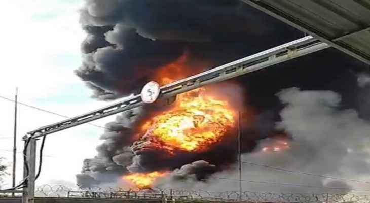 سلطات دونيتسك: اندلاع حريق بمستودع وقود بسبب القصف الأوكراني