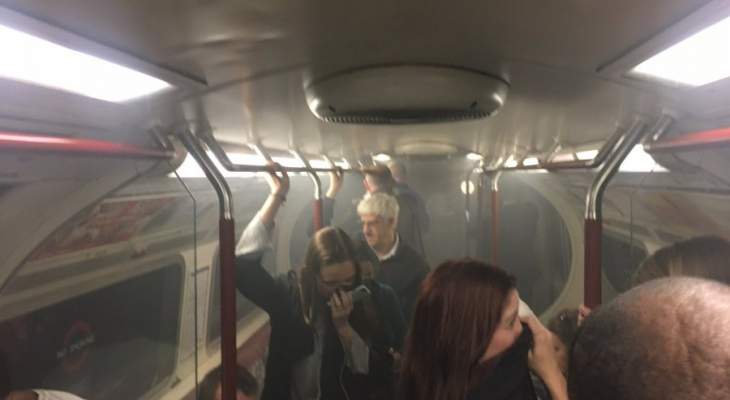إخلاء محطة "أكسفورد سيركيس" لمترو الأنفاق في لندن بعد انتشار دخان كثيف