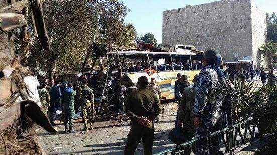 النشرة: الباص الذي انفجر بسوق الحميدية يحمل لوحة لبنانية