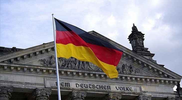 "دير شبيغل": وزيرتا الخارجية والدفاع الألمانيتان طالبتا بتخصيص 1.5 مليار يورو إضافية لمساعدة كييف