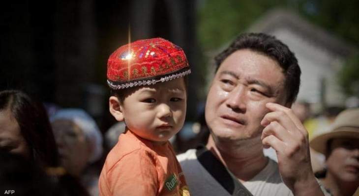 صحيفة صينية: والد يصنع دواءً معقداً في المنزل لإنقاذ ابنه من الموت