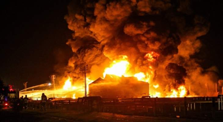 الإذاعة والتلفزيون: السيطرة على حريق في مصنع بتروكيماويات غربي إيران