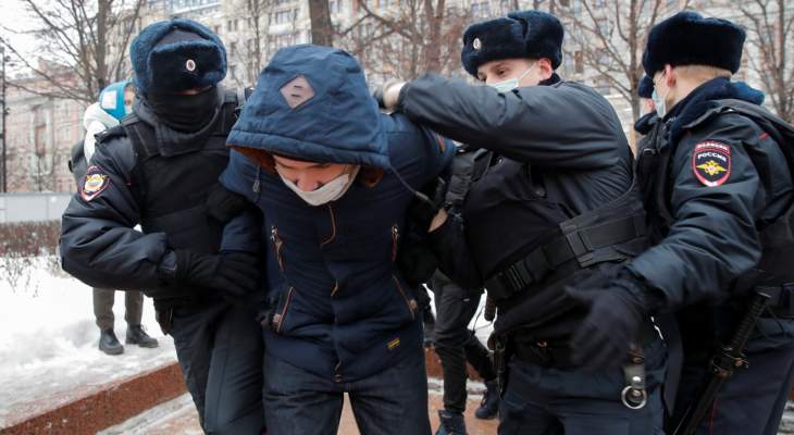 الشرطة الروسية اعتقلت 238 شخصاً من أنصار نافالني خلال مظاهرات في أنحاء البلاد