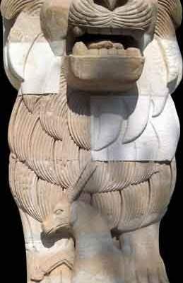 مسؤول سوري: تنظيم &quot;داعش&quot; دمر تمثال أسد آثينا عند مدخل متحف تدمر
