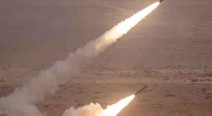 وسائل إعلام إسرائيلية: إطلاق 100 صاروخ من لبنان على مستوطنات وبلدات شمالي إسرائيل