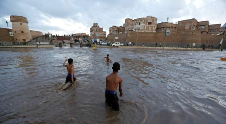 13 قتيلا بينهم طفلان جراء فيضانات بعدة محافظات في اليمن